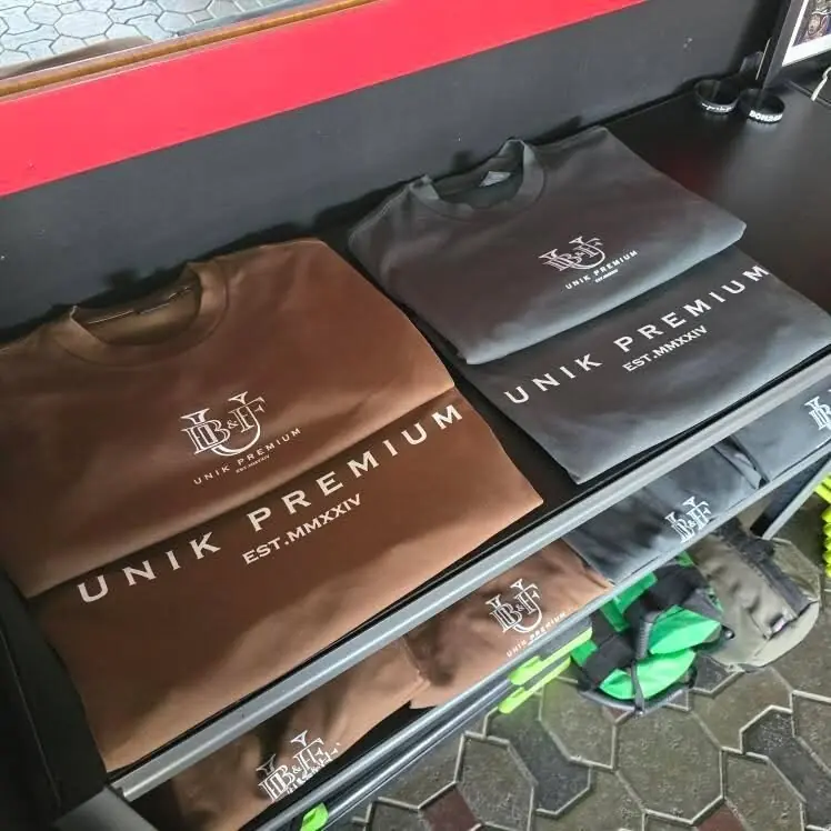 Vêtements de marque Unik Premium — Wimpressions